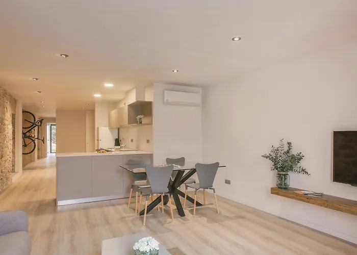 Flateli - Placa Catalunya 42 *